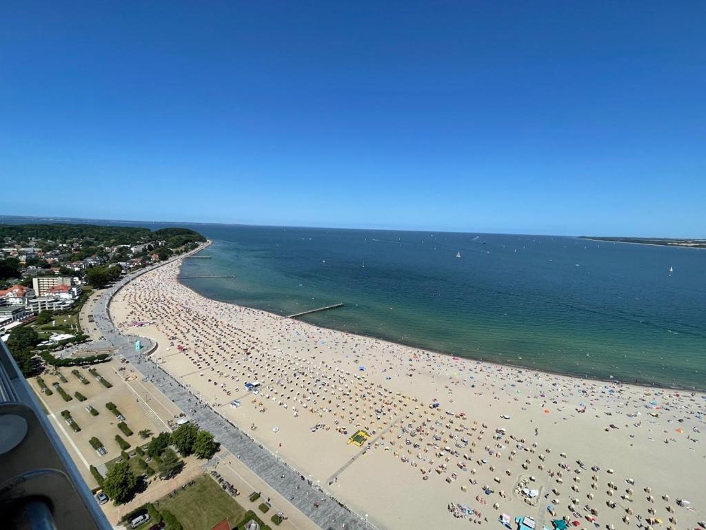 Wind Und Meer, 3-zimmer Ecksuite In Der Maritim Residenz Travemuende *